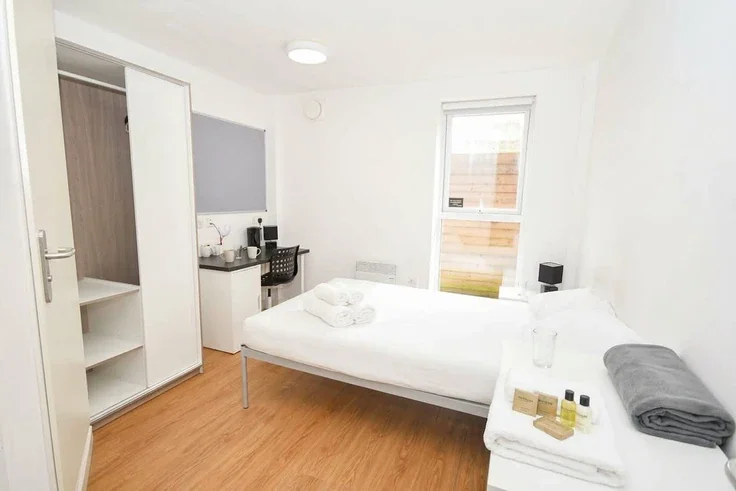 Flat Smithdown Lane in Liverpool