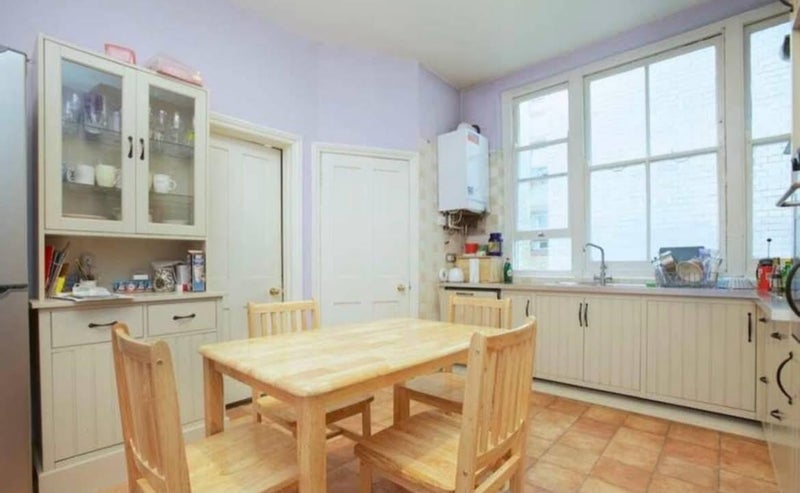 Room Great Russell Street in Greater London