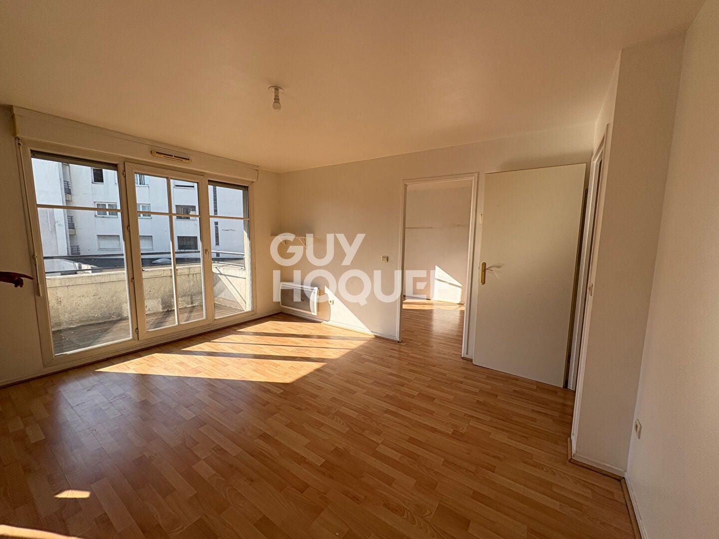 Flat Avenue Charles Floquet in Le Blanc-Mesnil