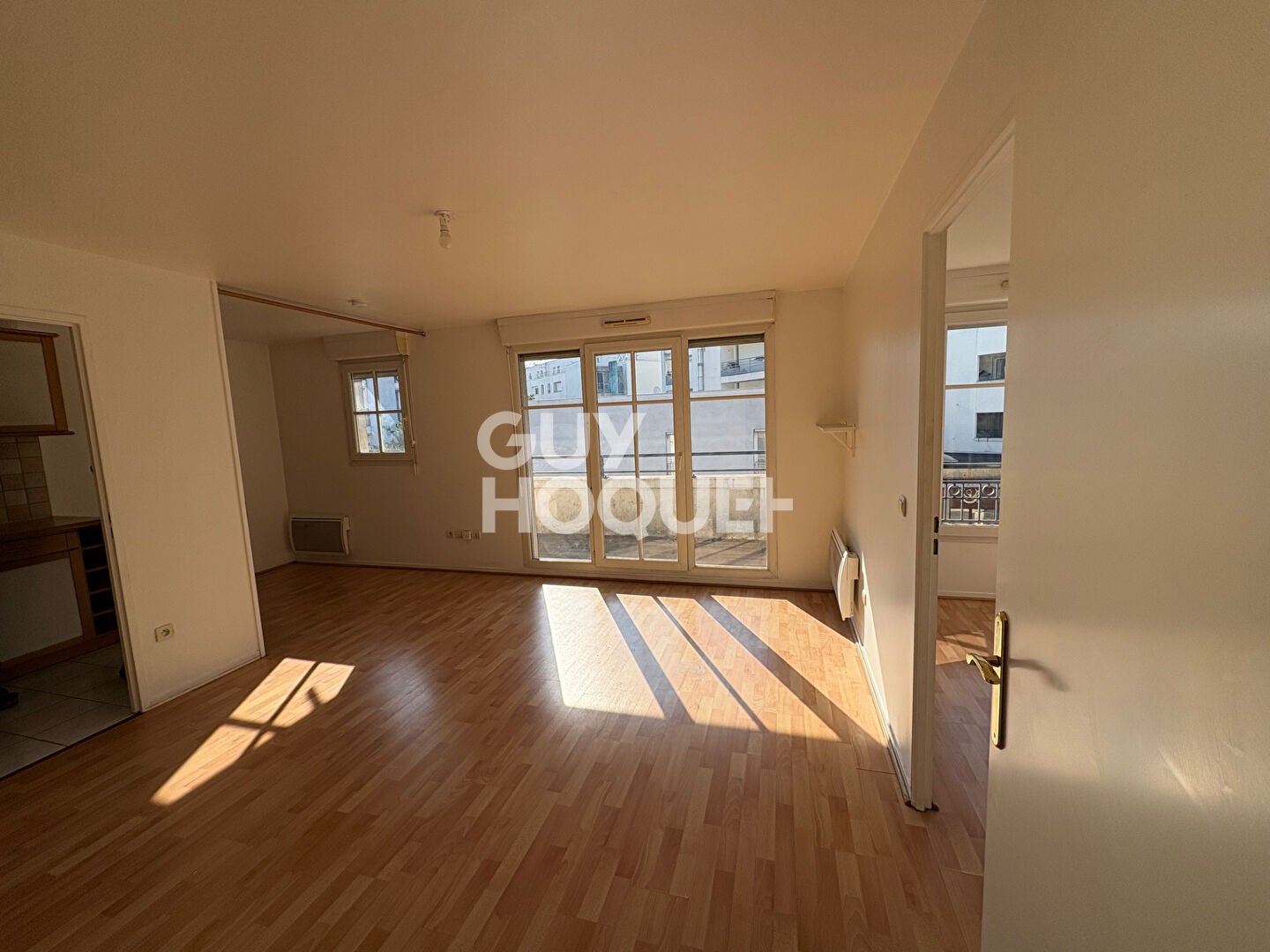 Flat Avenue Charles Floquet in Le Blanc-Mesnil