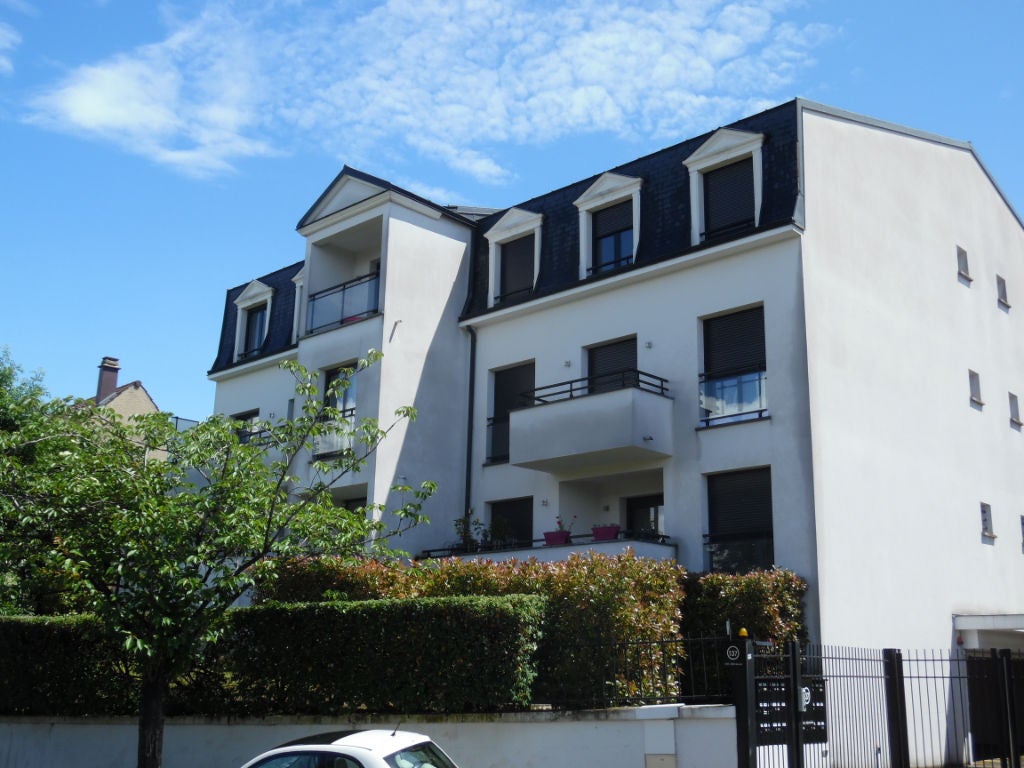 Flat Rue Henri Cahn in Bry-sur-Marne