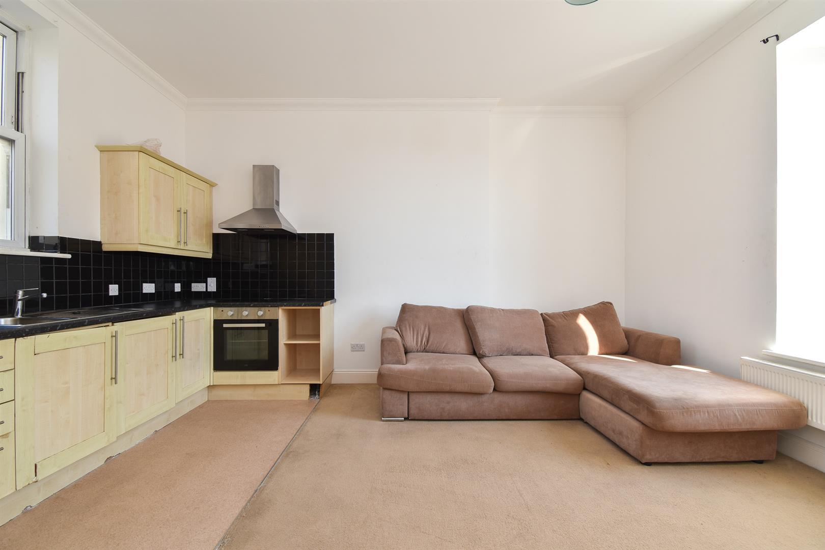 Flat Robertson Terrace in St Leonards