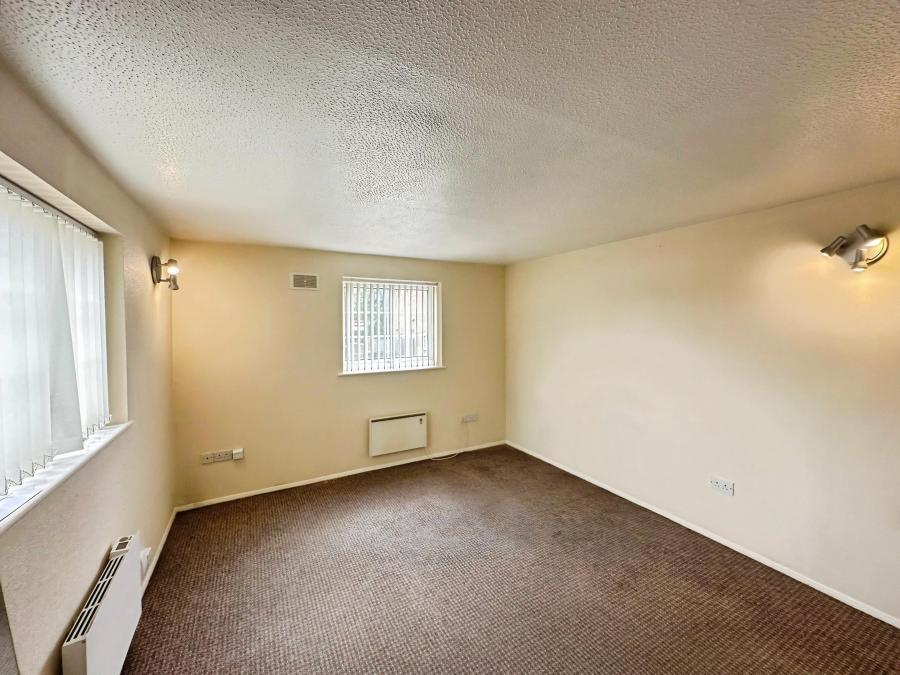 Flat Wigmore Lane in Luton