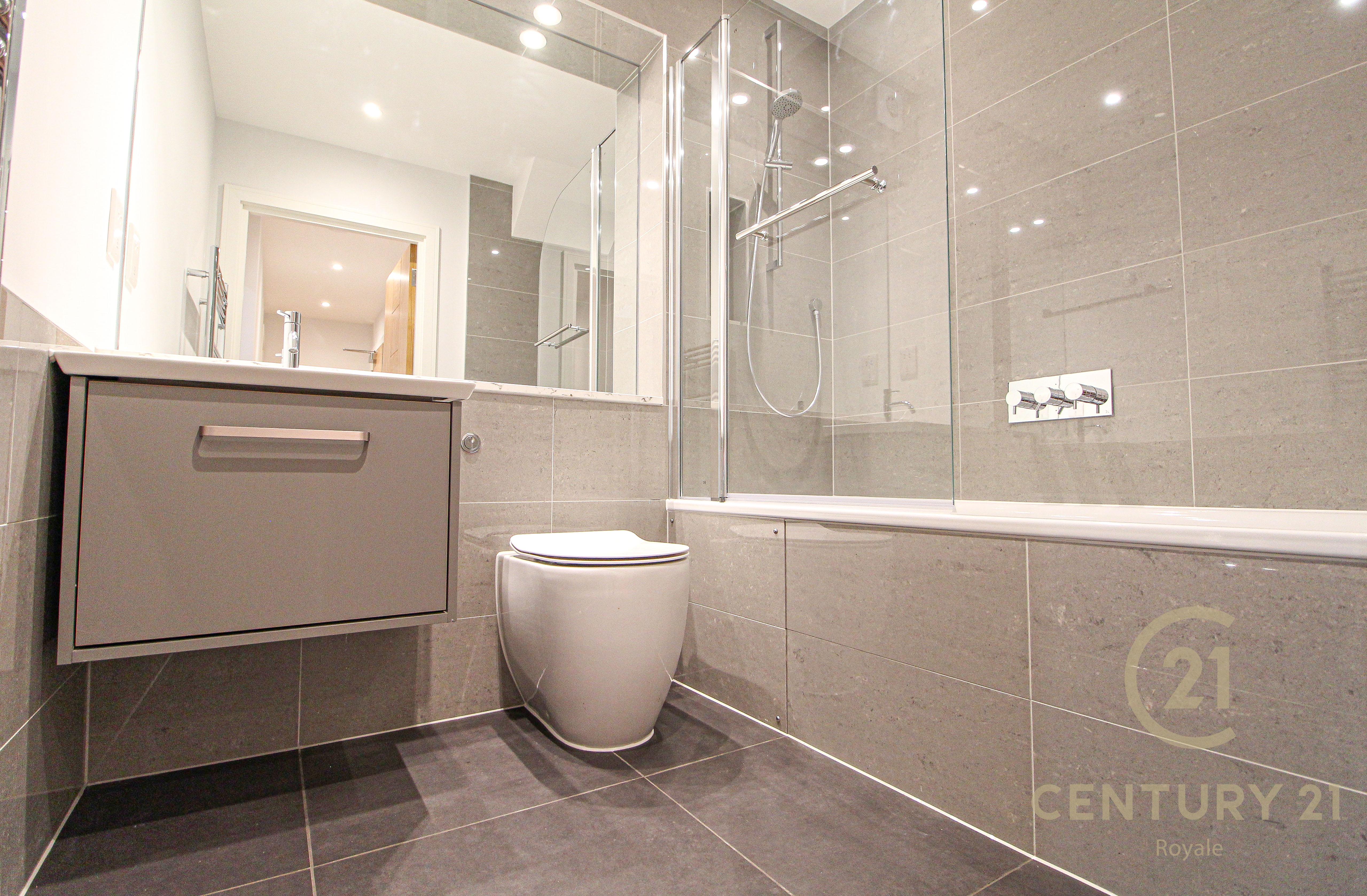 Flat West Barnes Lane in Greater London