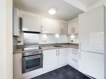 Flat New Street in Basingstoke and Deane
