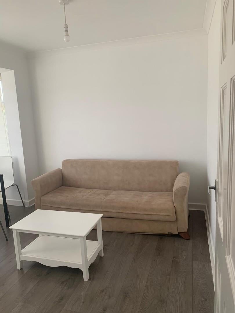 House Briar Close in Greater London