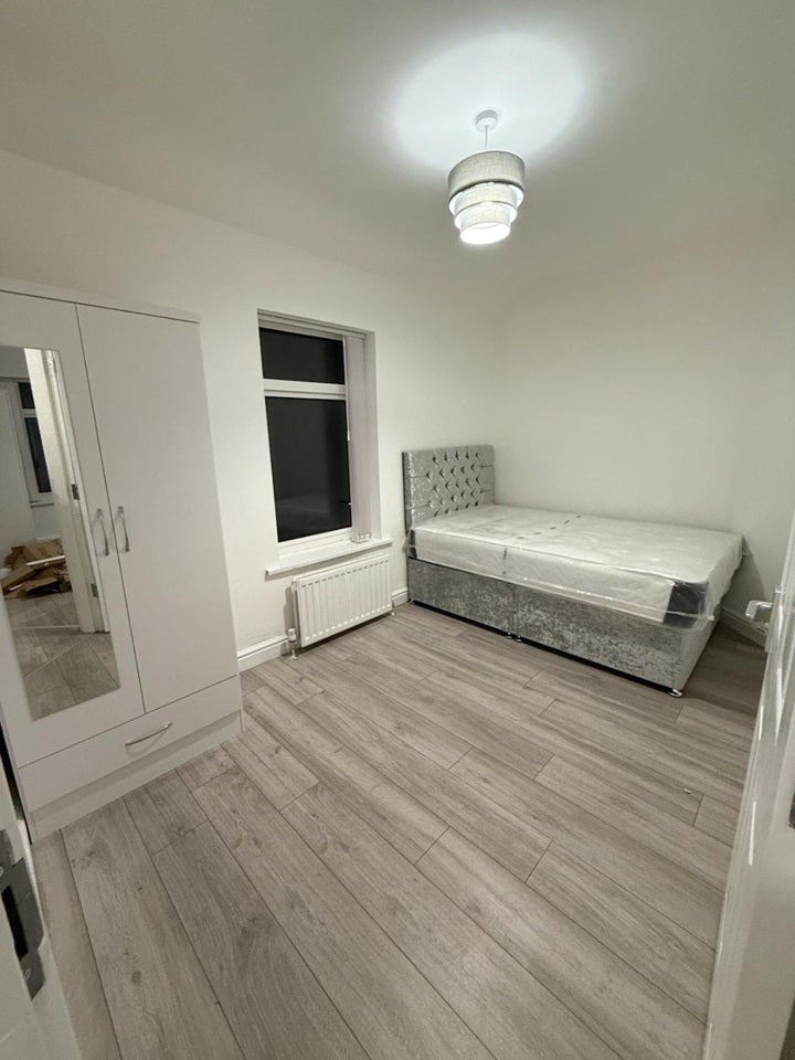 Room Adair Avenue in Newcastle upon Tyne