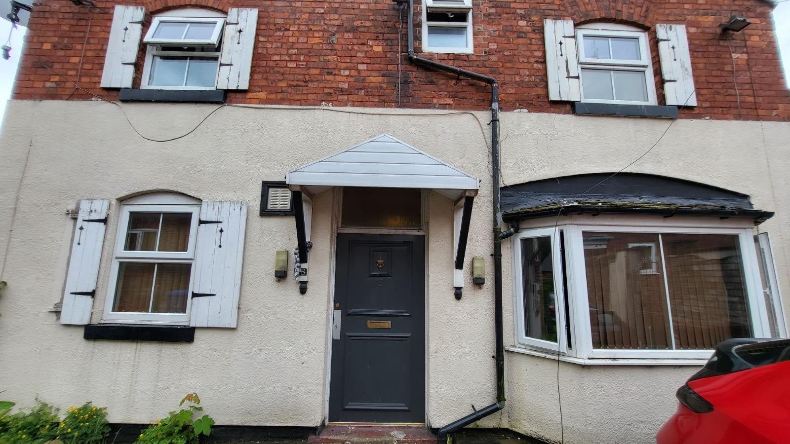 Flat Mauldeth Road in Manchester