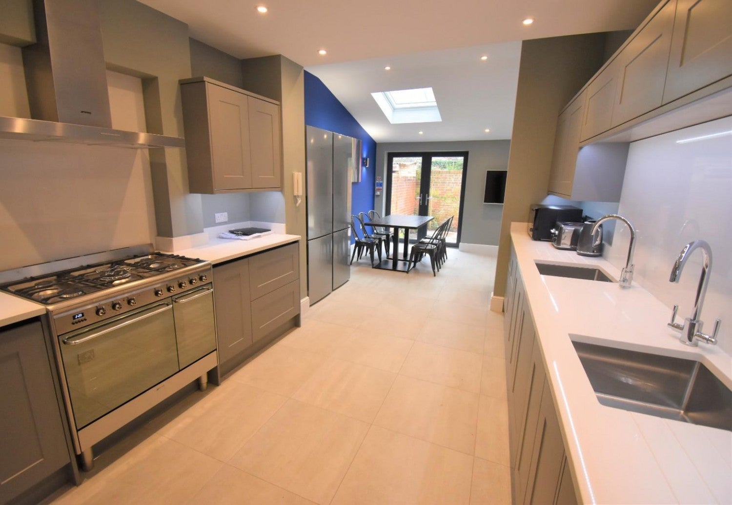 Flat Tilehurst Road in Reading