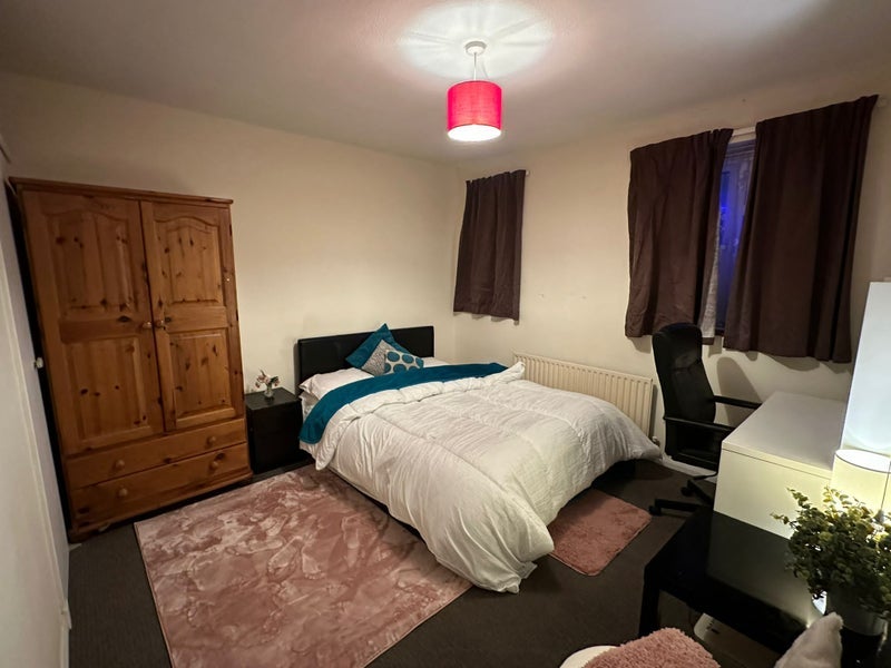Room Hanover Road in Sandwell