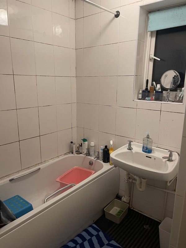 Room Hanover Road in Sandwell