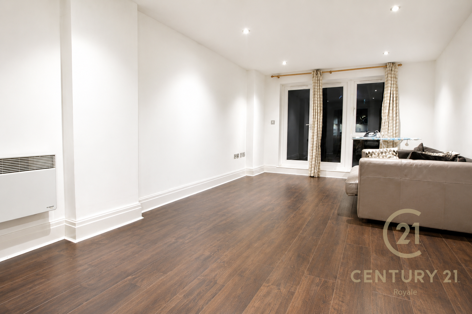 Flat Skerne Road in Greater London