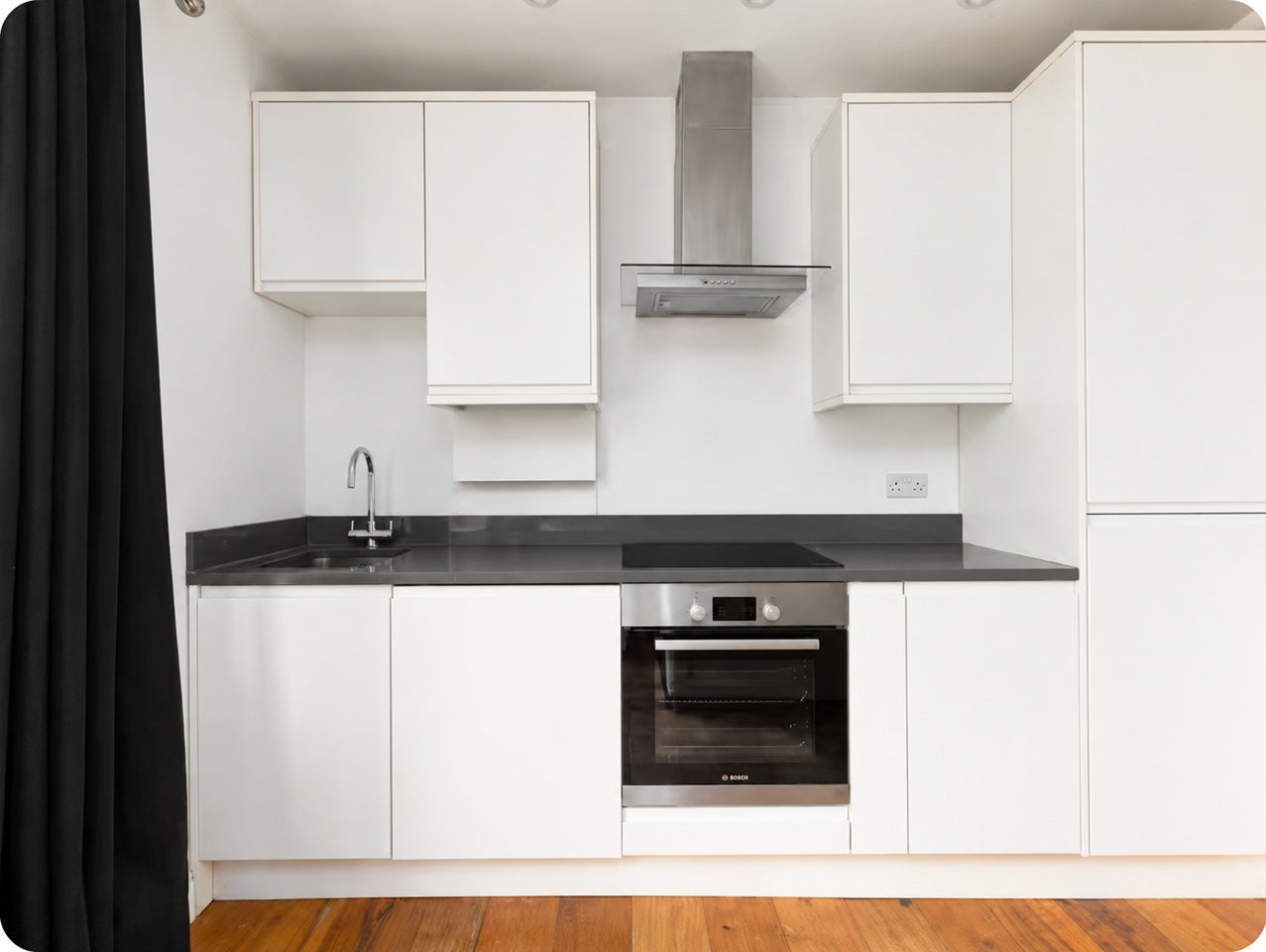Flat Howard Road in Greater London