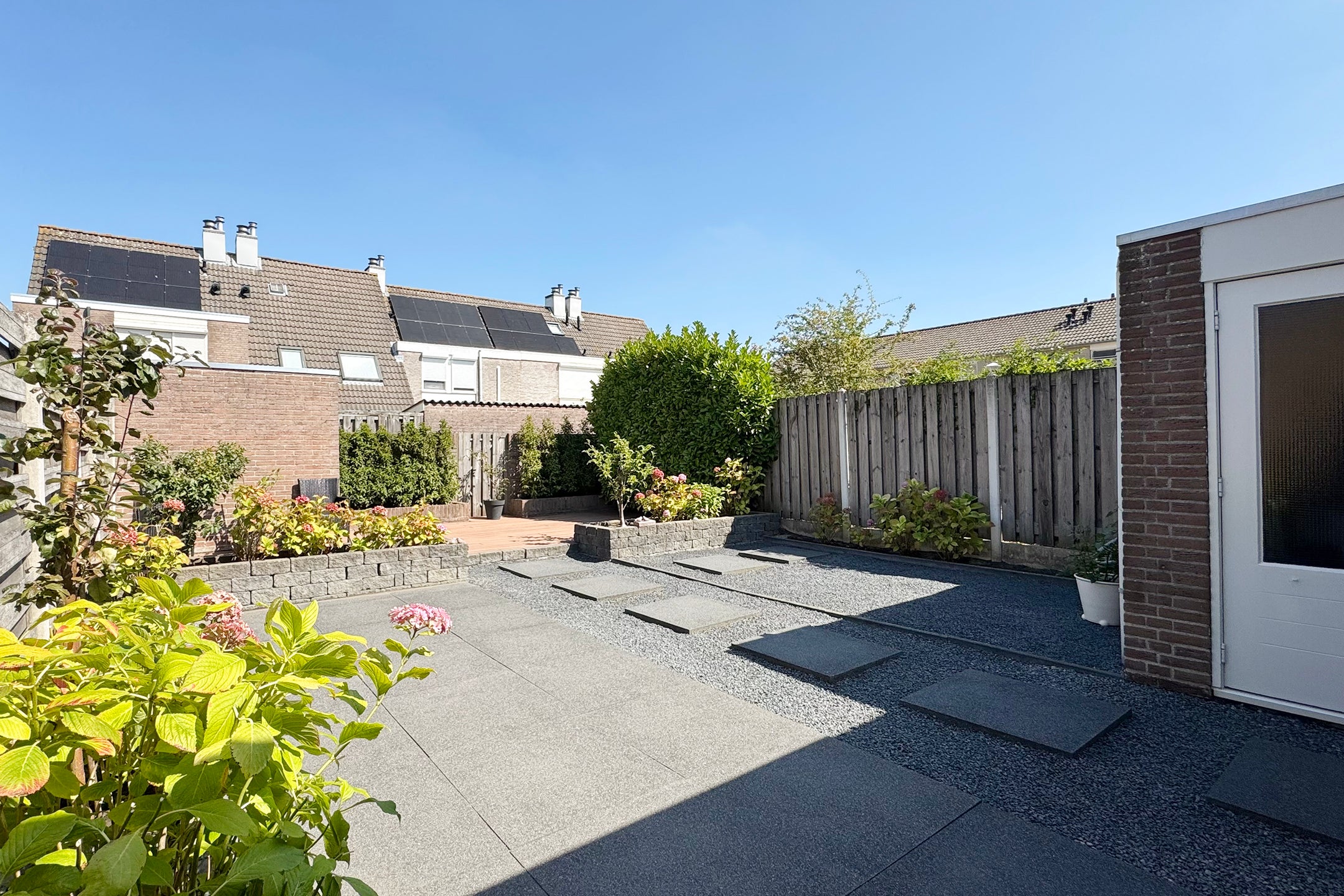 Tussenwoning te koop: Troelstrastraat 4, Dinteloord