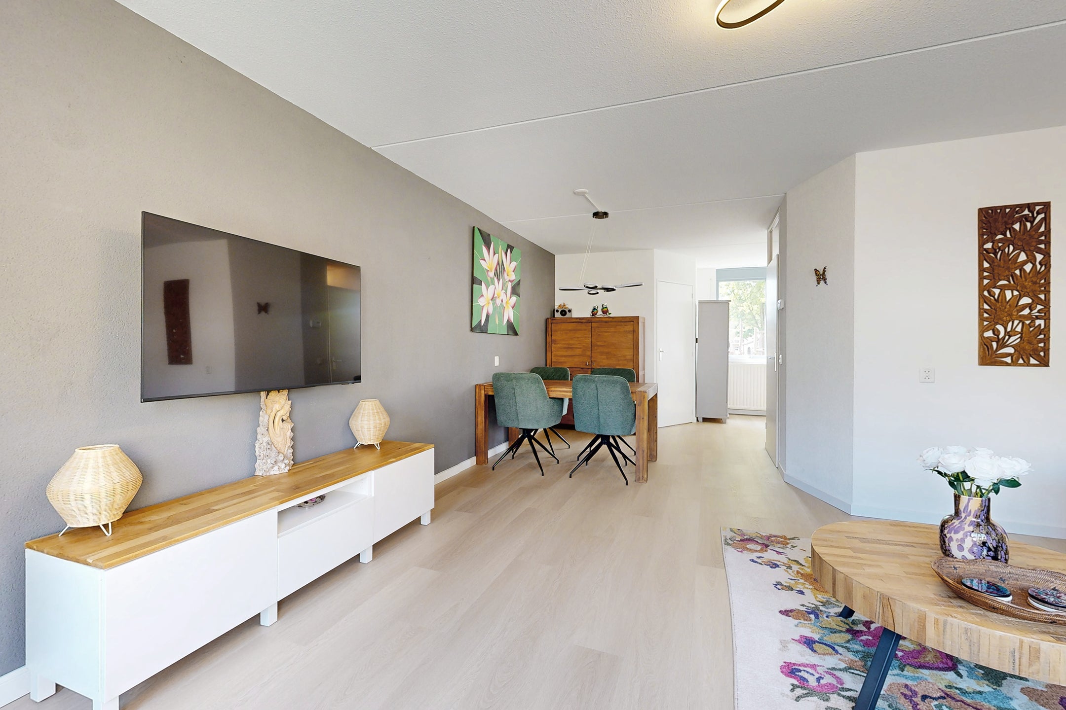 Tussenwoning te koop: Troelstrastraat 4, Dinteloord