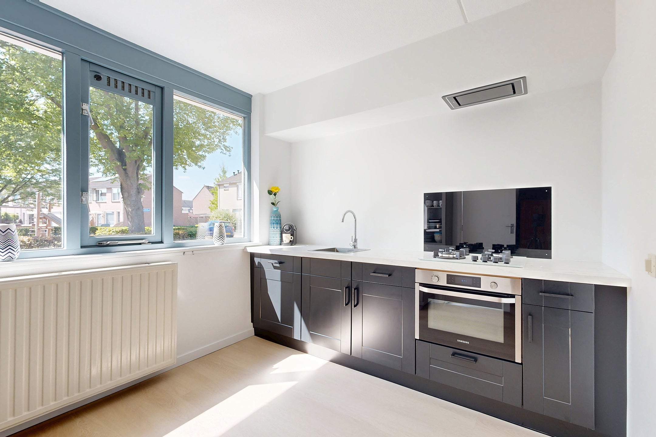 Tussenwoning te koop: Troelstrastraat 4, Dinteloord