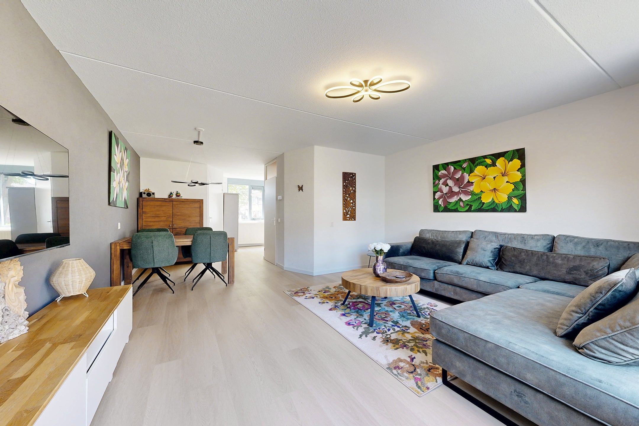 Tussenwoning te koop: Troelstrastraat 4, Dinteloord