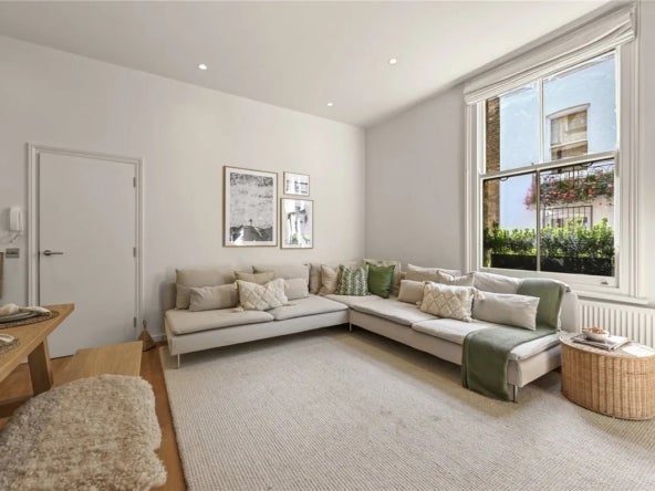 Flat Bingham Place in City of Westminster