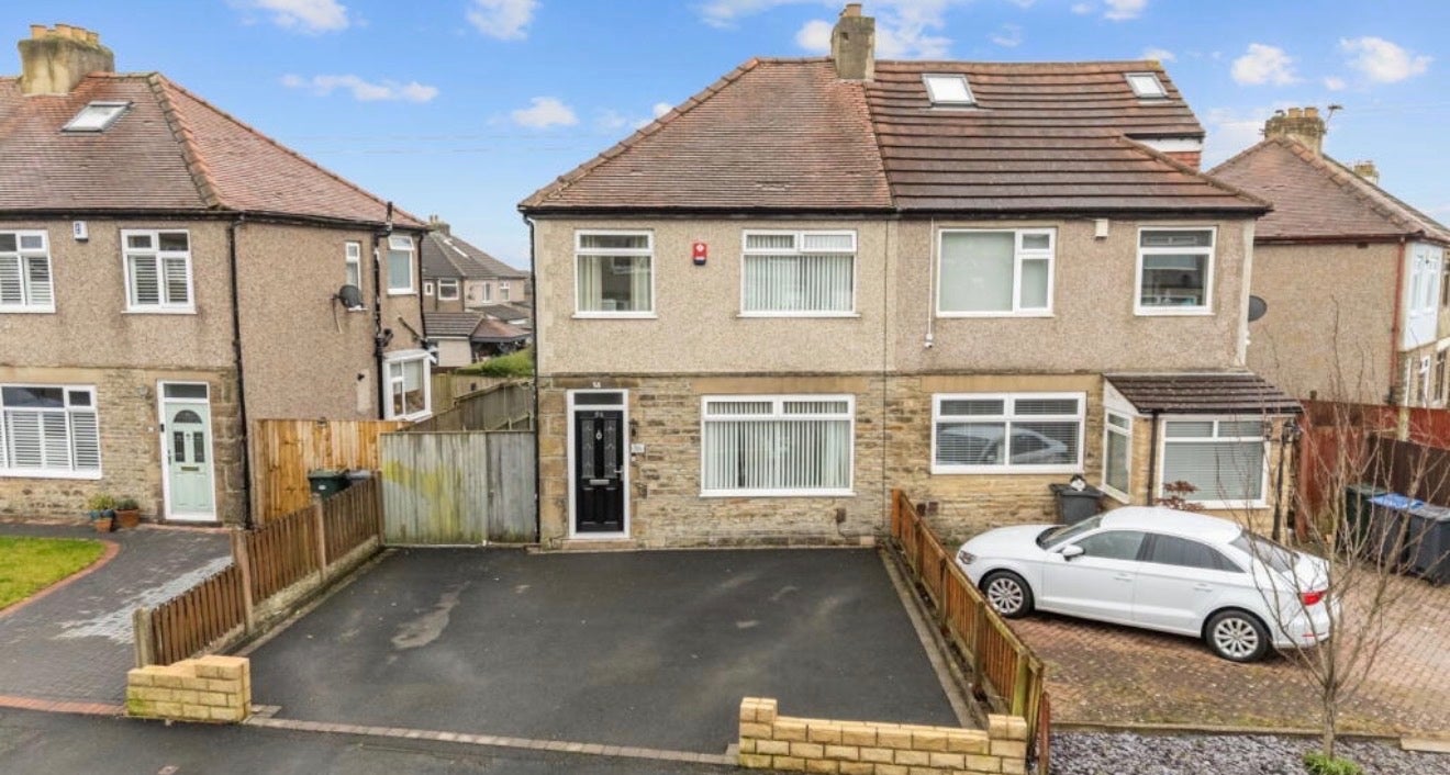 House Farfield Grove in Bradford