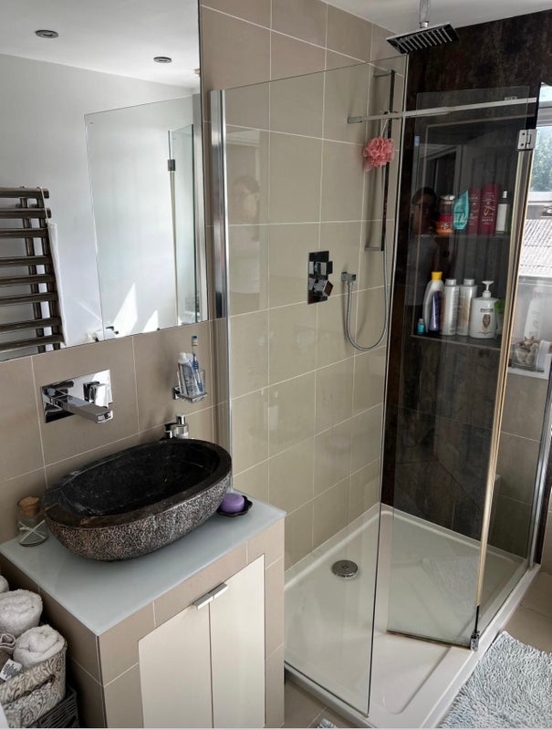 Room Overdale Road in Greater London