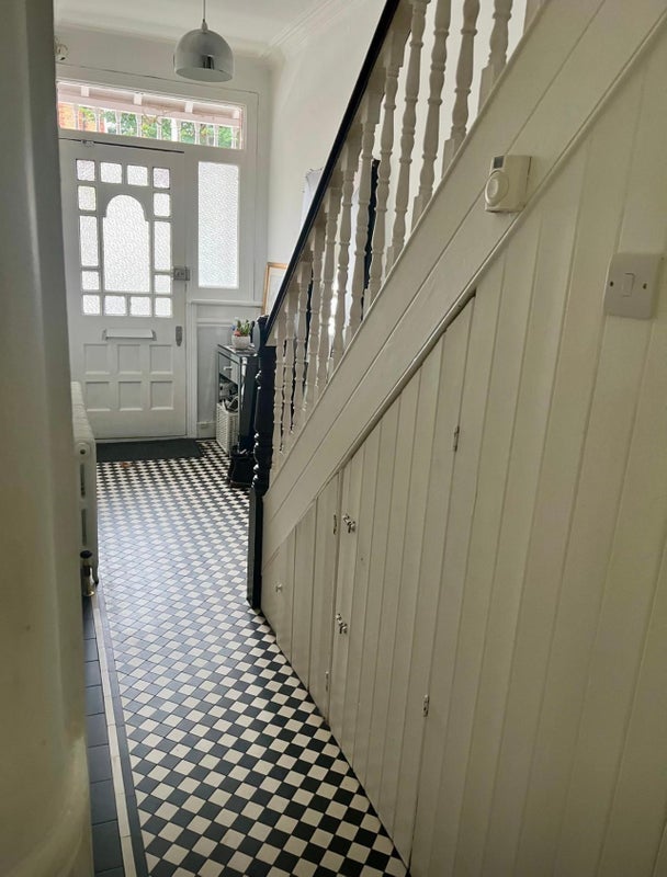 Room Overdale Road in Greater London