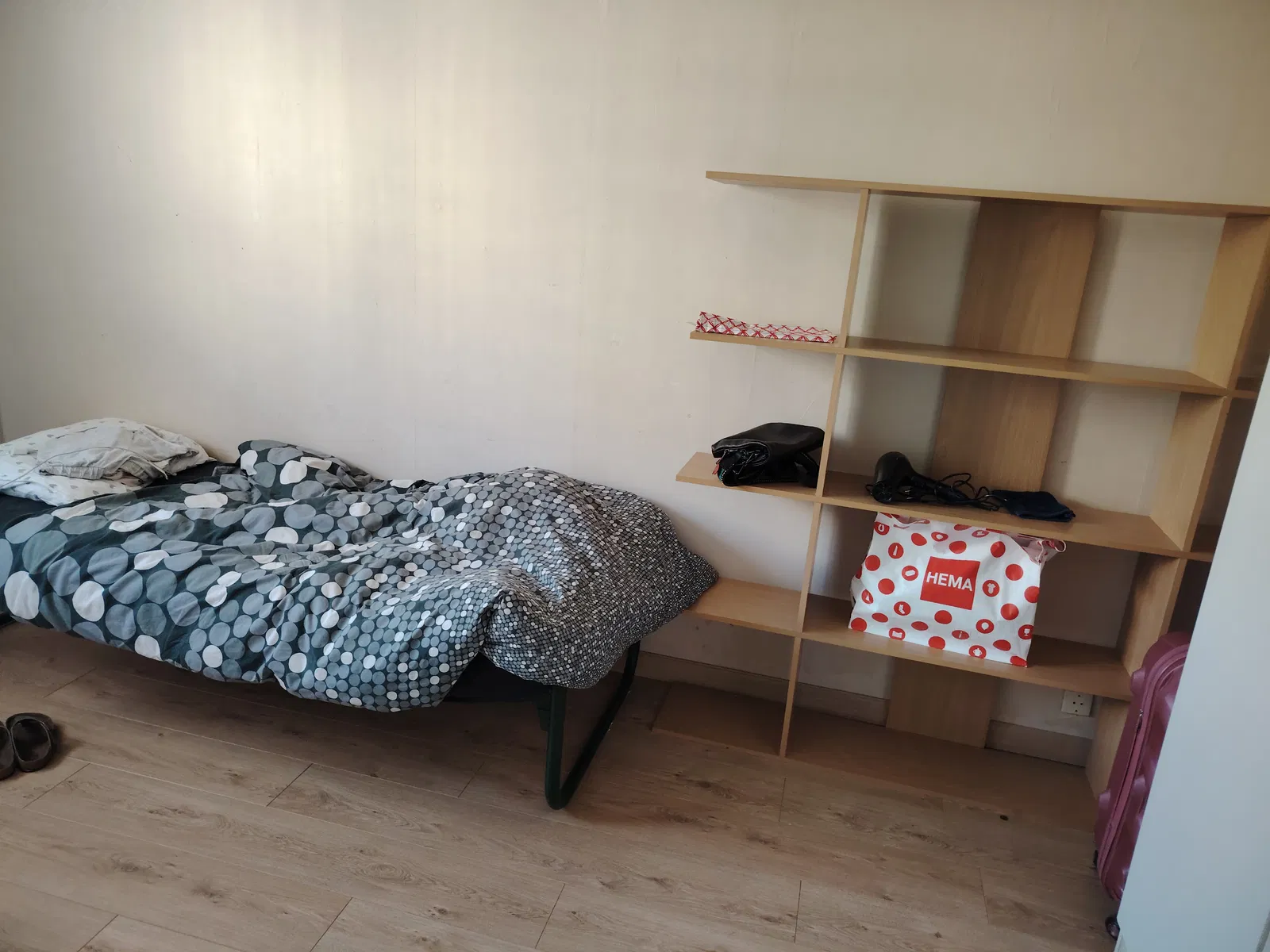 Room Avenue Nicolas About in Montigny-le-Bretonneux