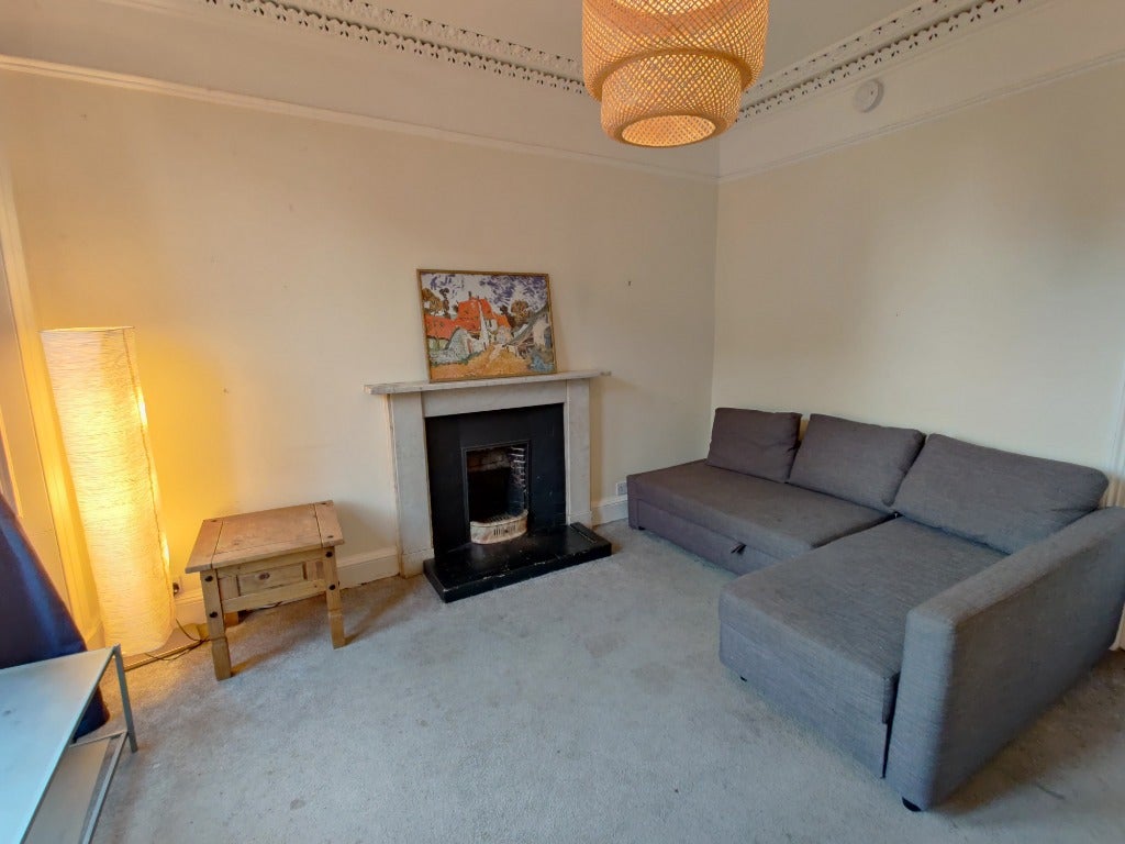 Flat Leith Walk in City of Edinburgh
