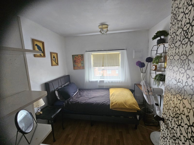 Room King George Road in Leeds