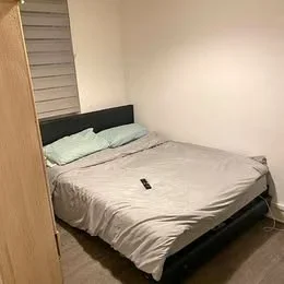Room Jubilee Street in Greater London