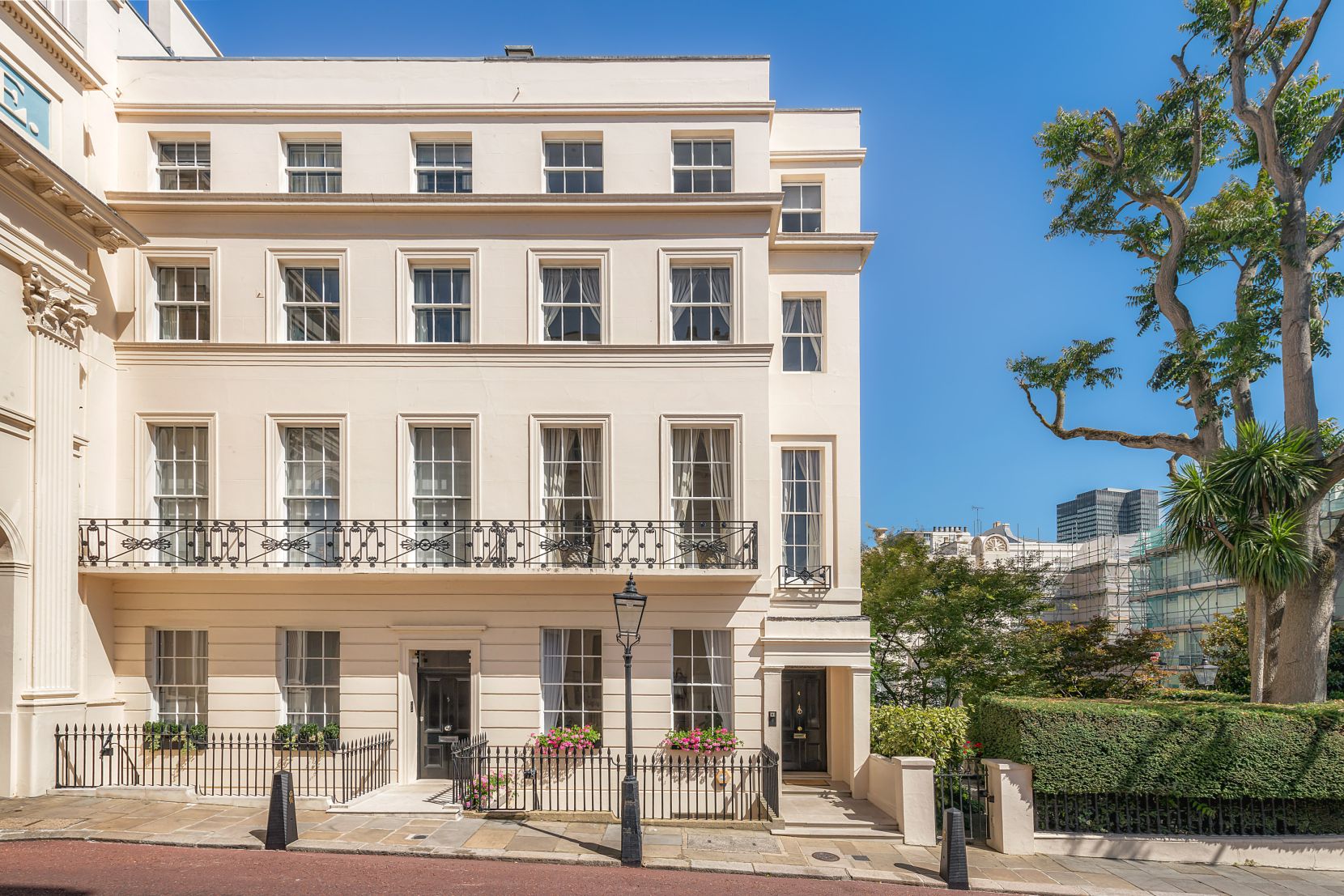 House Chester Gate in Greater London