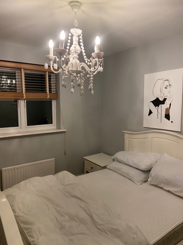Room Caxton Road in Nottingham