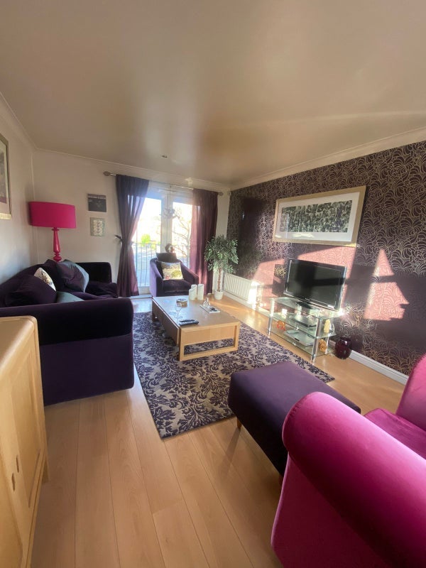 Room Caxton Road in Nottingham