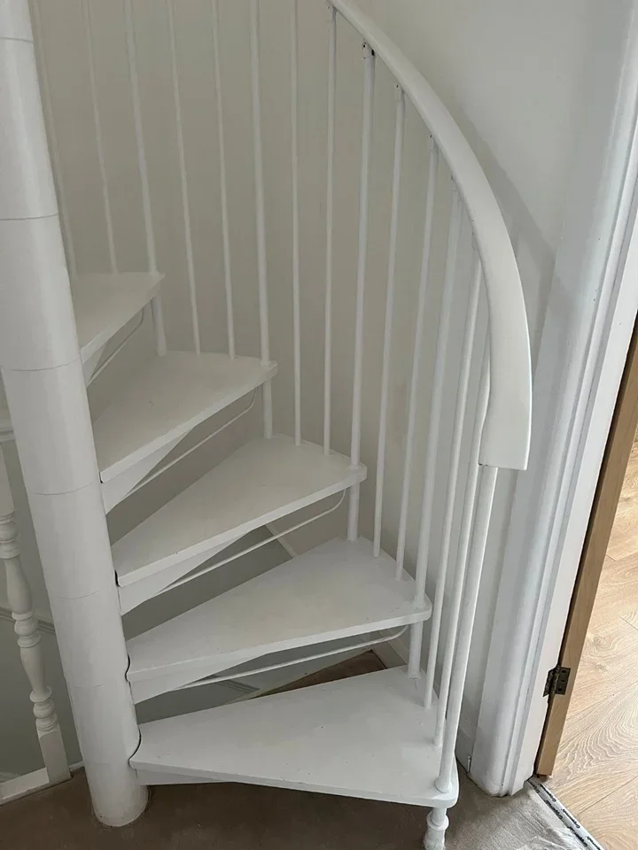 Room Sandringham Road in Greater London