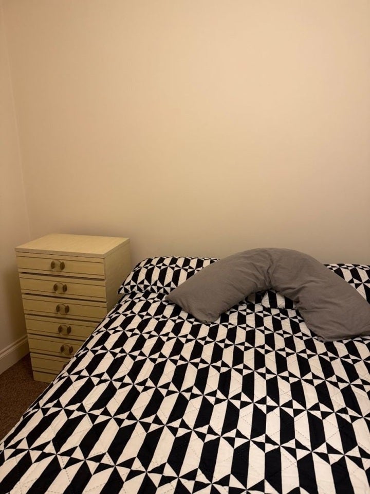 Room Quantock Road in Bristol