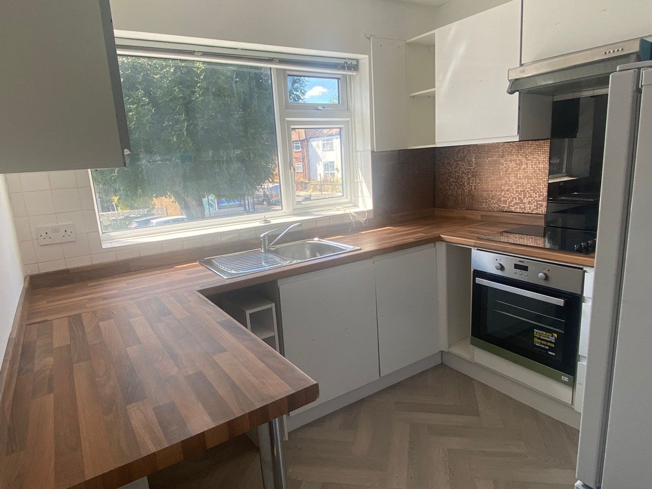 Flat Footscray Road in Greater London