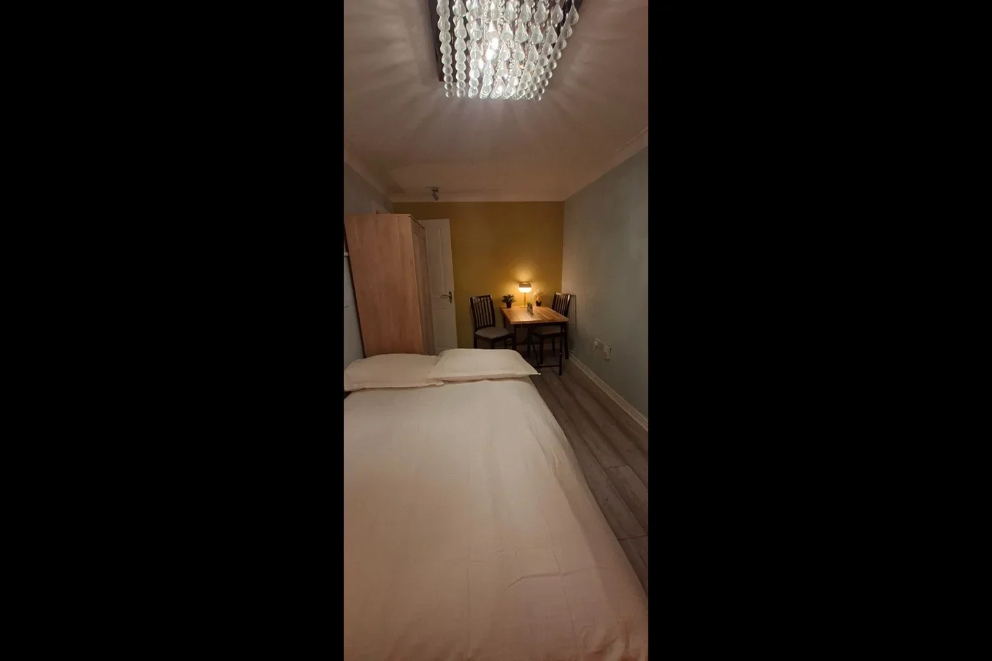 Room Eliza Cook Close in Dartford