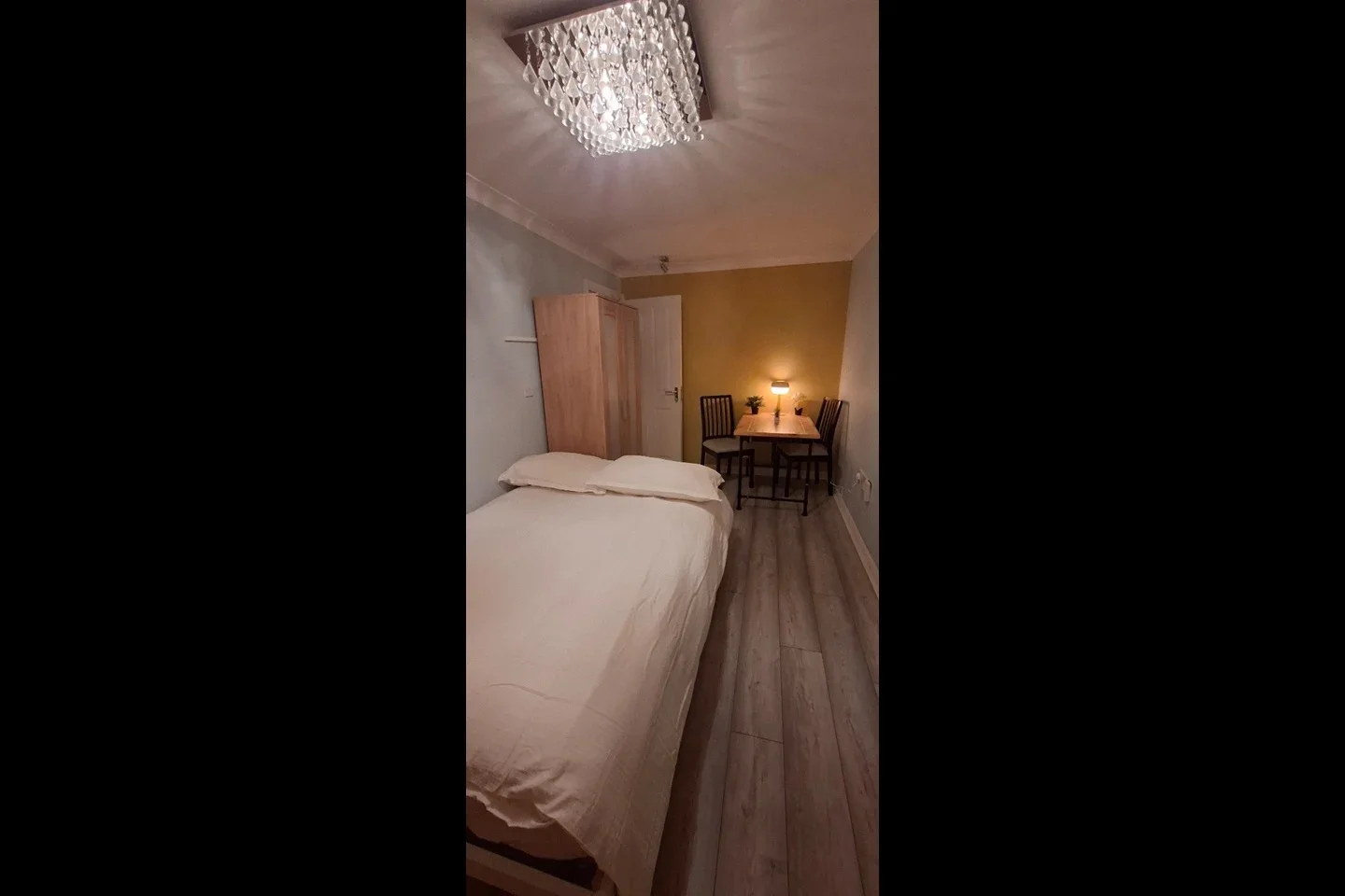 Room Eliza Cook Close in Dartford