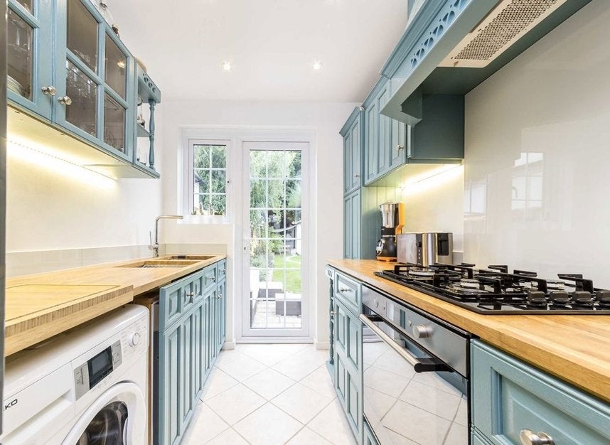 House Templecombe Way in Greater London