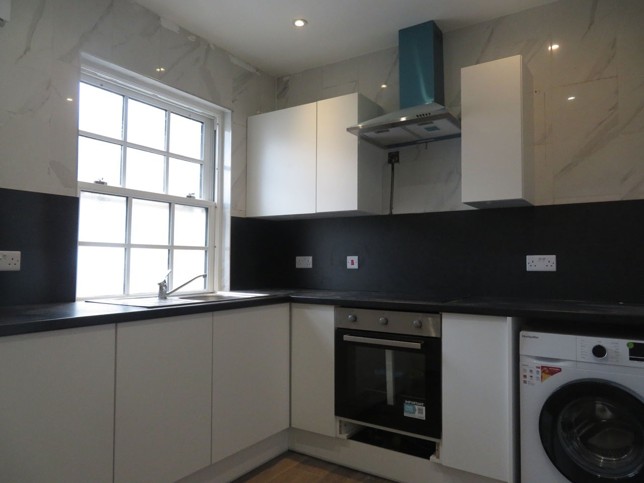 Room Middle Road in Greater London