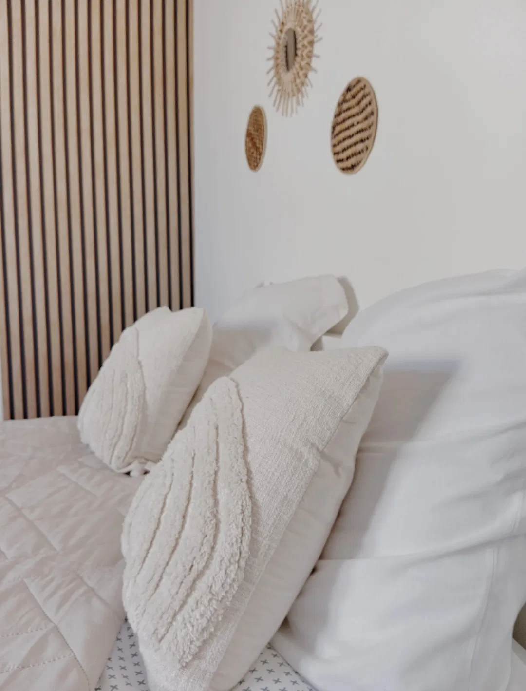 Room Place Delahaye in Charly-sur-Marne