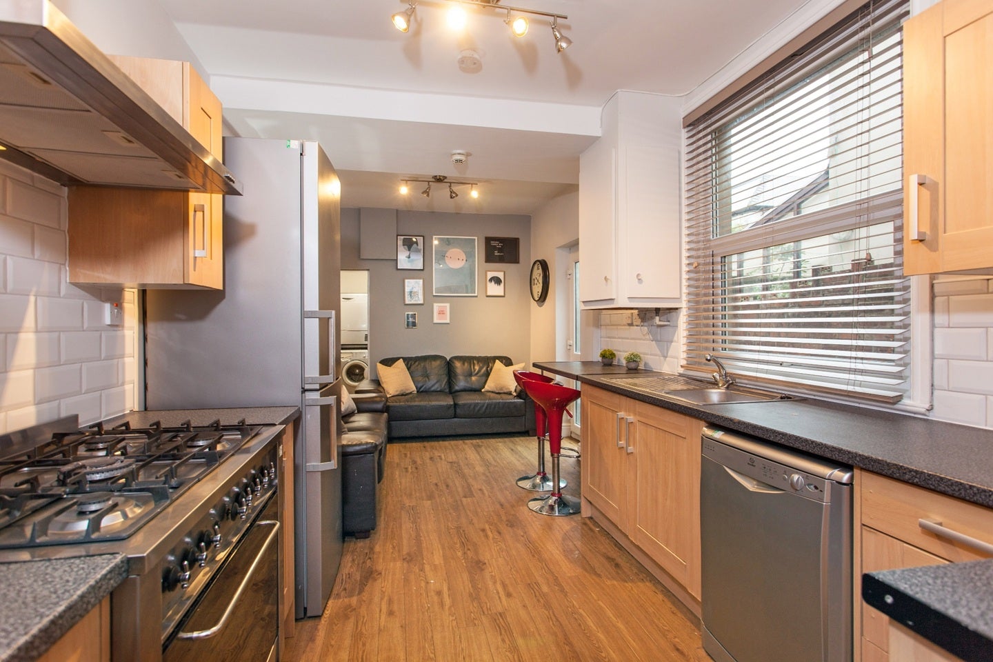 Room Dalcross Street in Cardiff