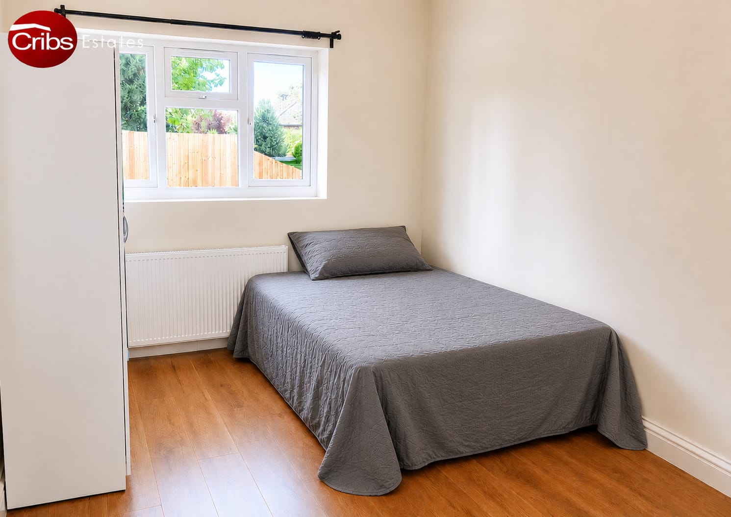 Room Lower Morden Lane in Greater London