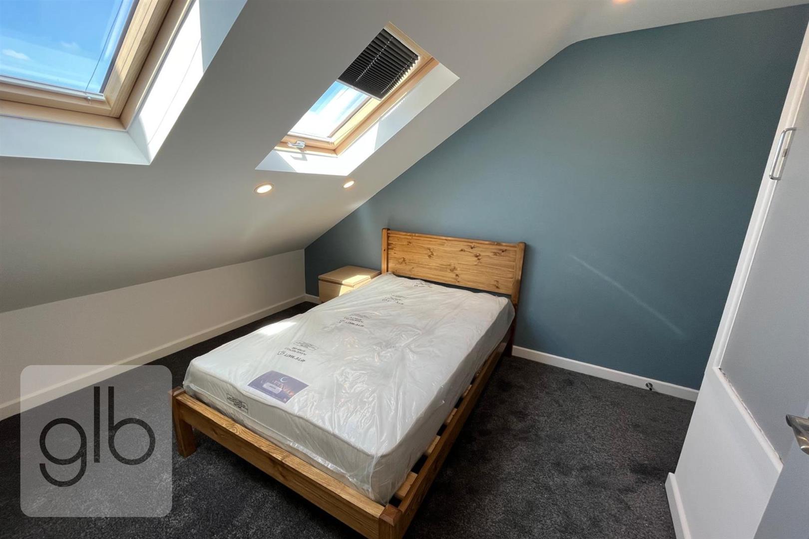 Room St. George's Road in Coventry
