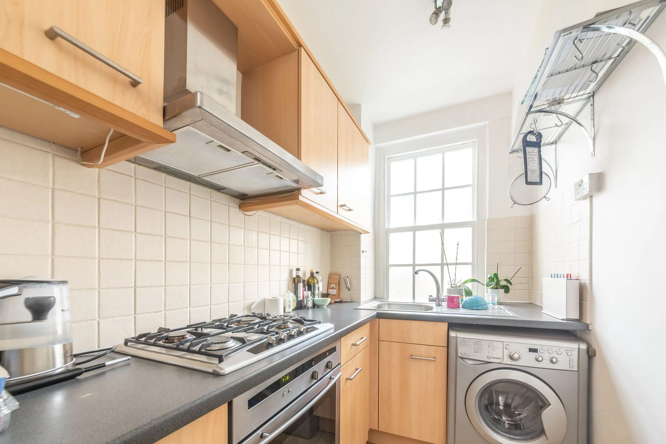 Flat Eton College Road in Greater London