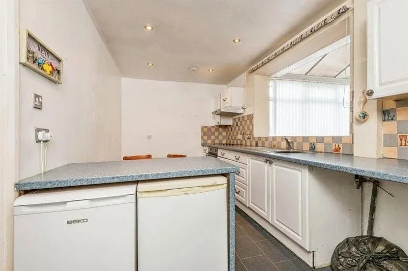 Room Longfield Grove in Leeds
