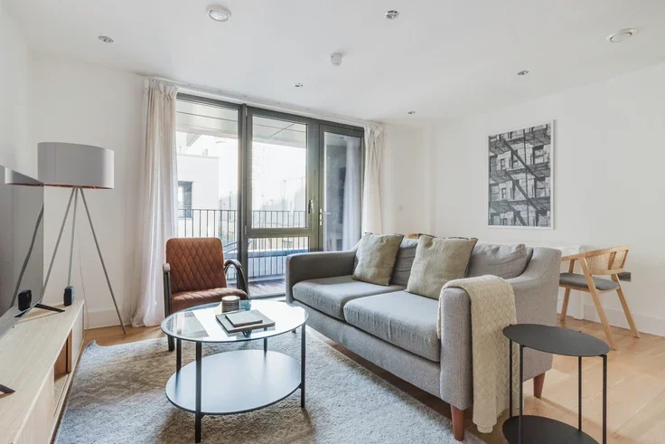 Flat Faraday Road in Greater London
