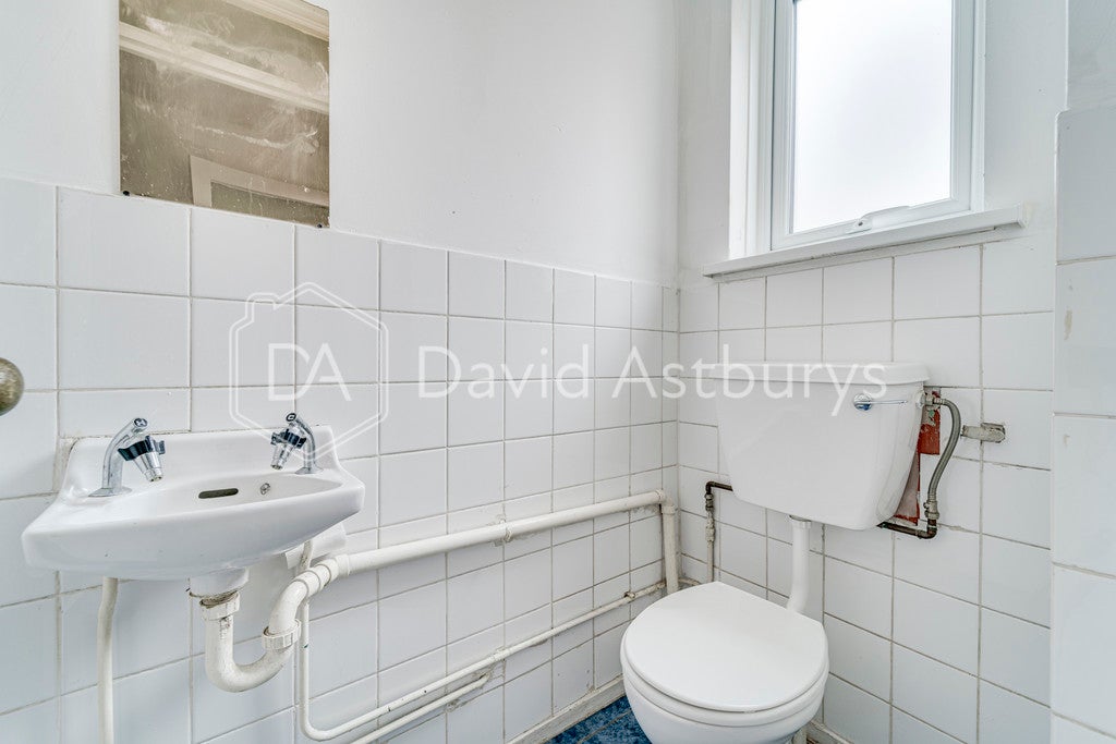 House Hayton Close in Greater London