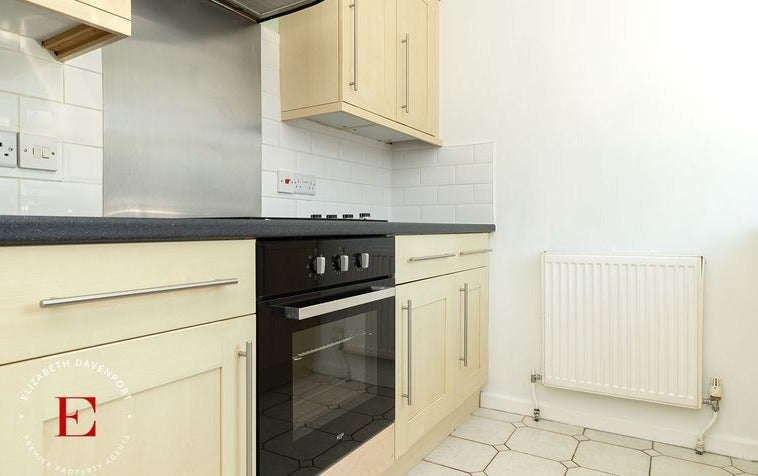 House Tisdale Rise in Kenilworth