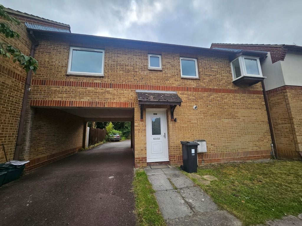 House Paddock Close in Bristol