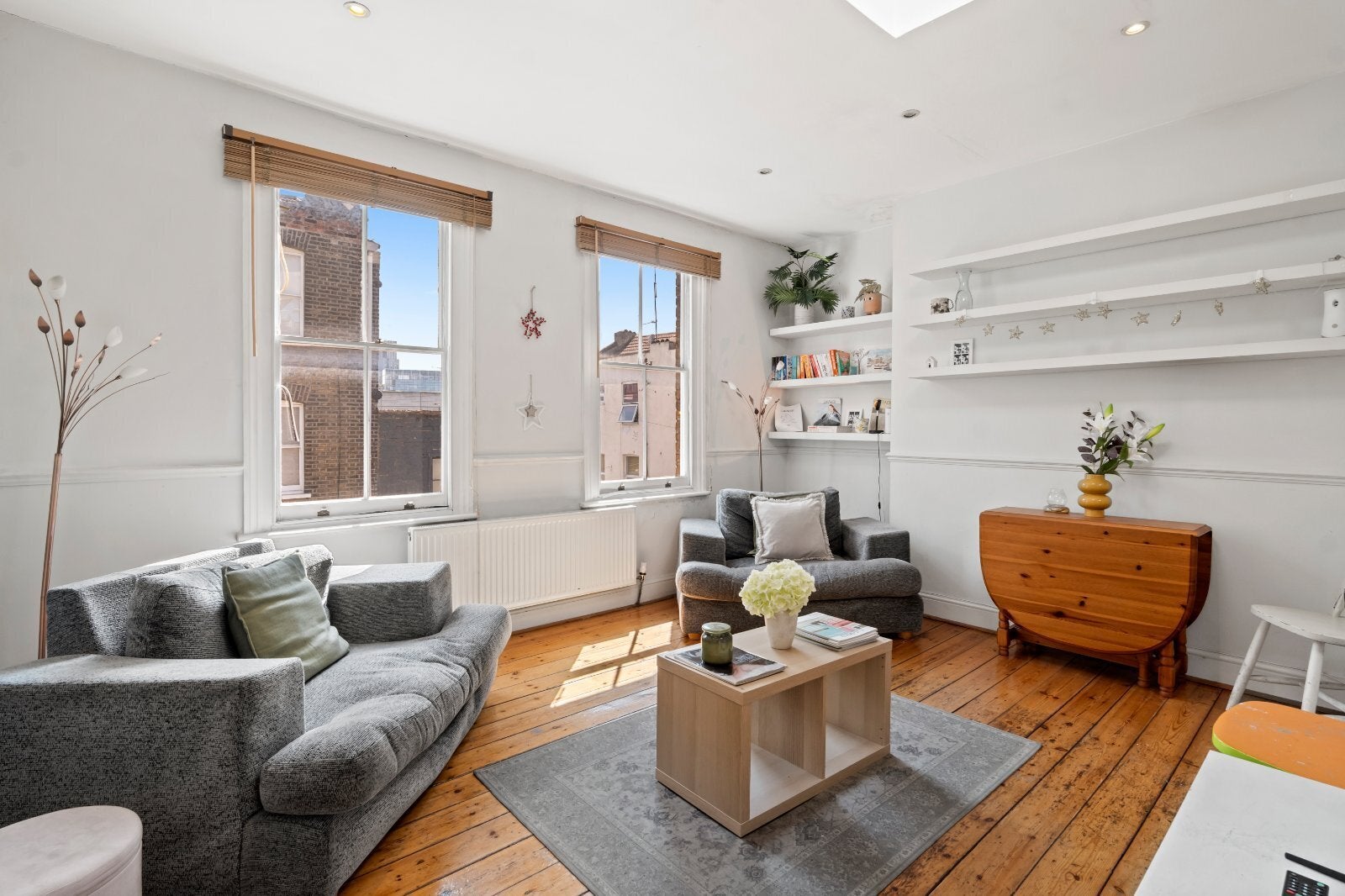 Flat Redchurch Street in Greater London